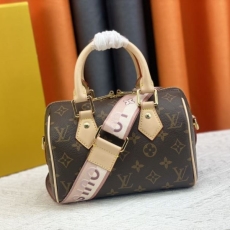 Louis Vuitton Speedy Bags